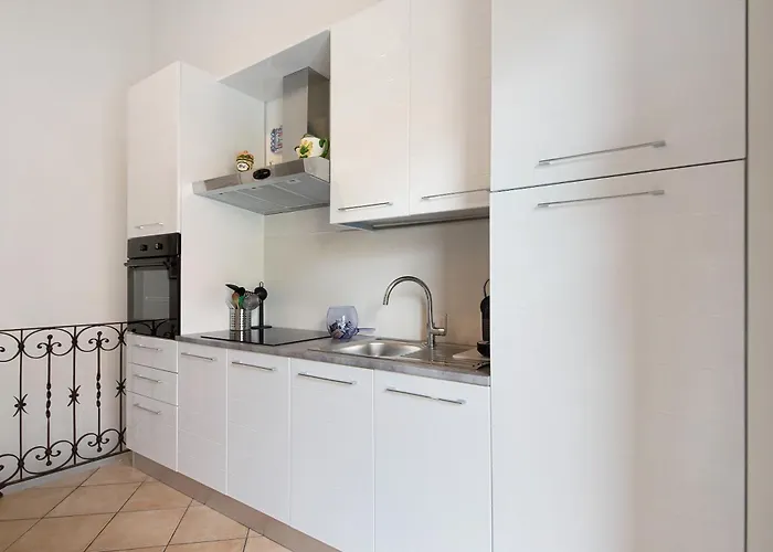 A 50 Metri Dal Mare Levanto